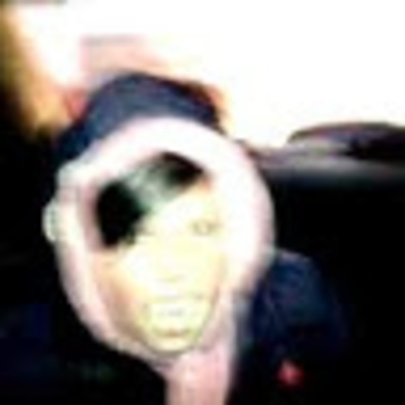 Meet your Posher, Amaya - Picture 1 of 1